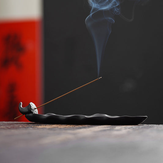 Porte-encens en forme de feuille de lotus, finition noire